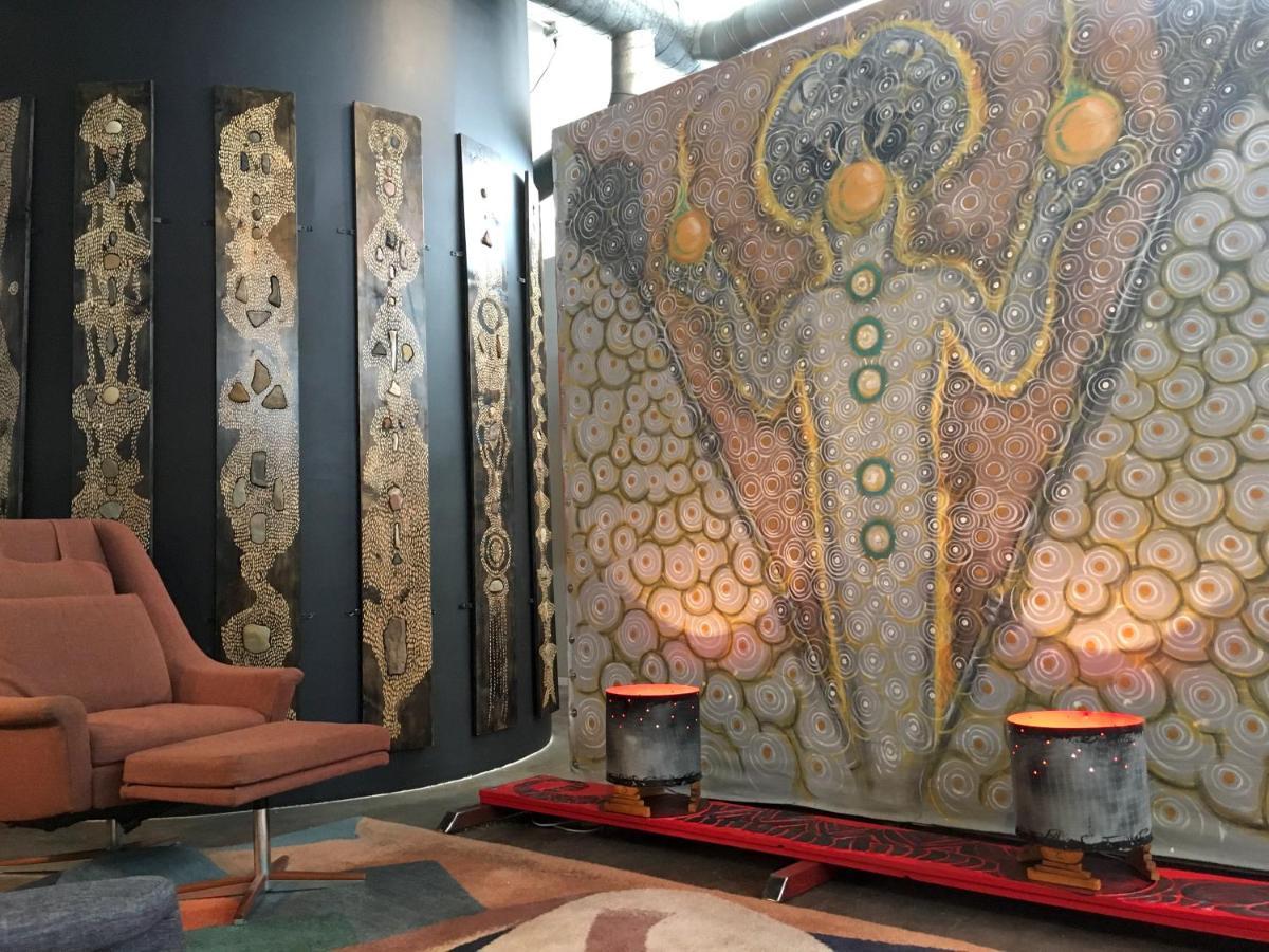 Space Castle: A 1950S Gas Station Transformed Into An Art Themed Wonderland Truth or Consequences Extérieur photo